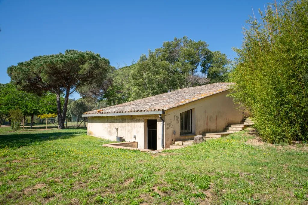 Esterno - Luxury House with Historic Tower in Mont-ras