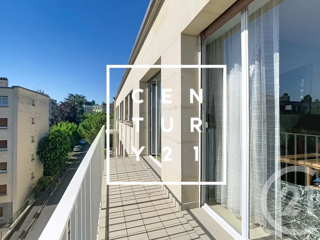 Balcone - 6-Piece Apartment with Balcony in Meudon Centre