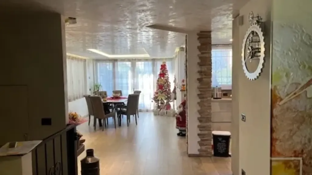 Sala da pranzo - Villa with Garden in Signa