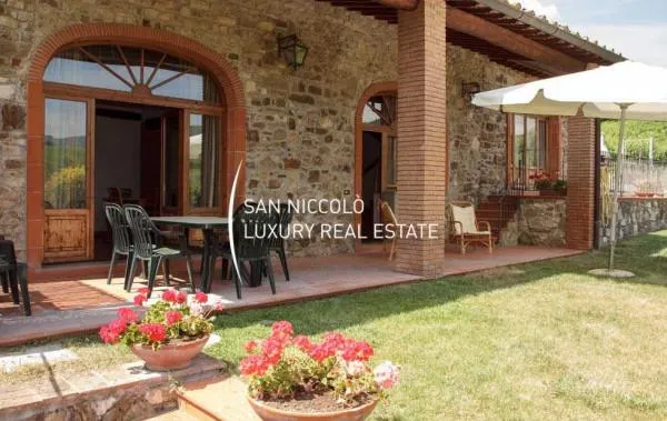Terrazza - Colonica con piscina a Greve in Chianti