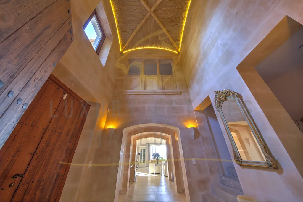 Esik - Stone Villa with Harbour Views in Port Andratx