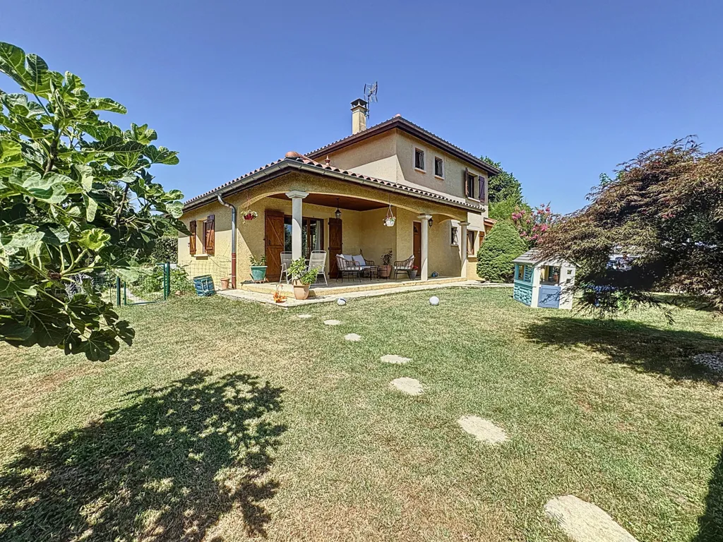 Aed - Family House with Pool in Simandres