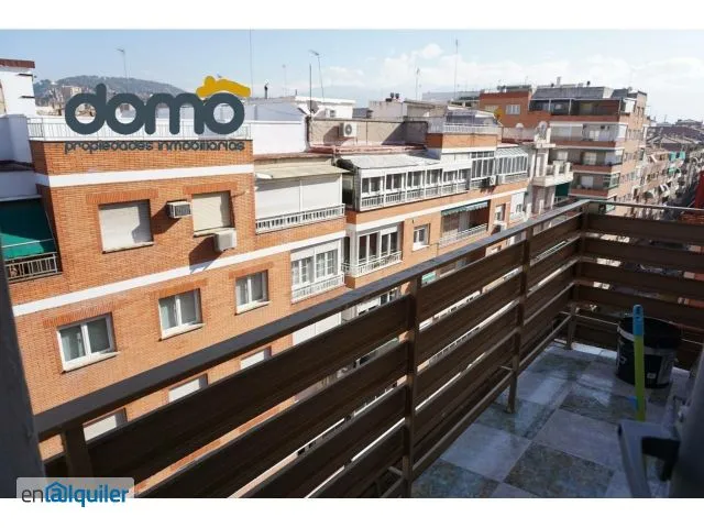 Balkon - Furnished Flat with Balcony in Granada