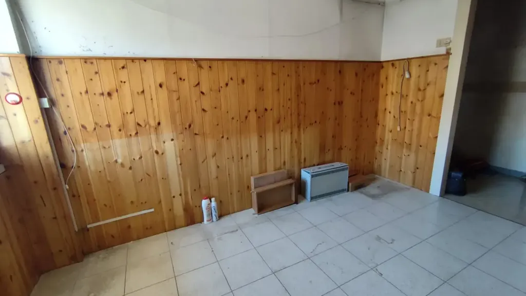 Pièces - Two-Bedroom Apartment in Cinecittà, Rome