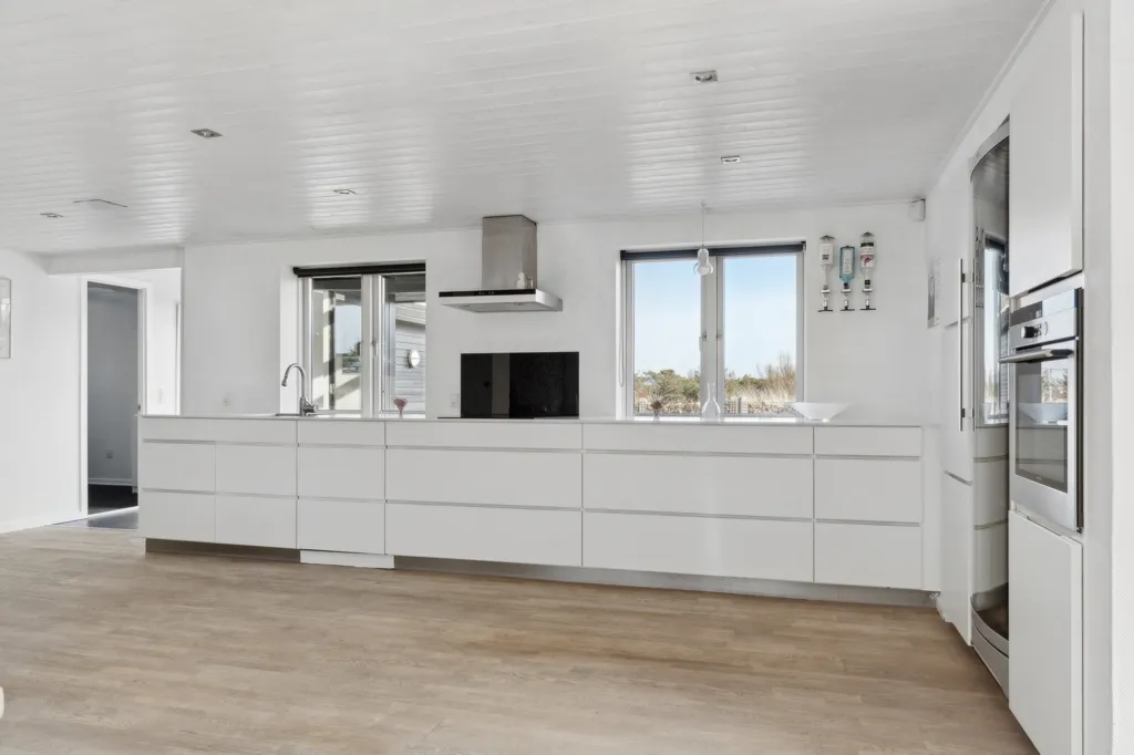 Köök - Cottage with Sea View in Søndervig