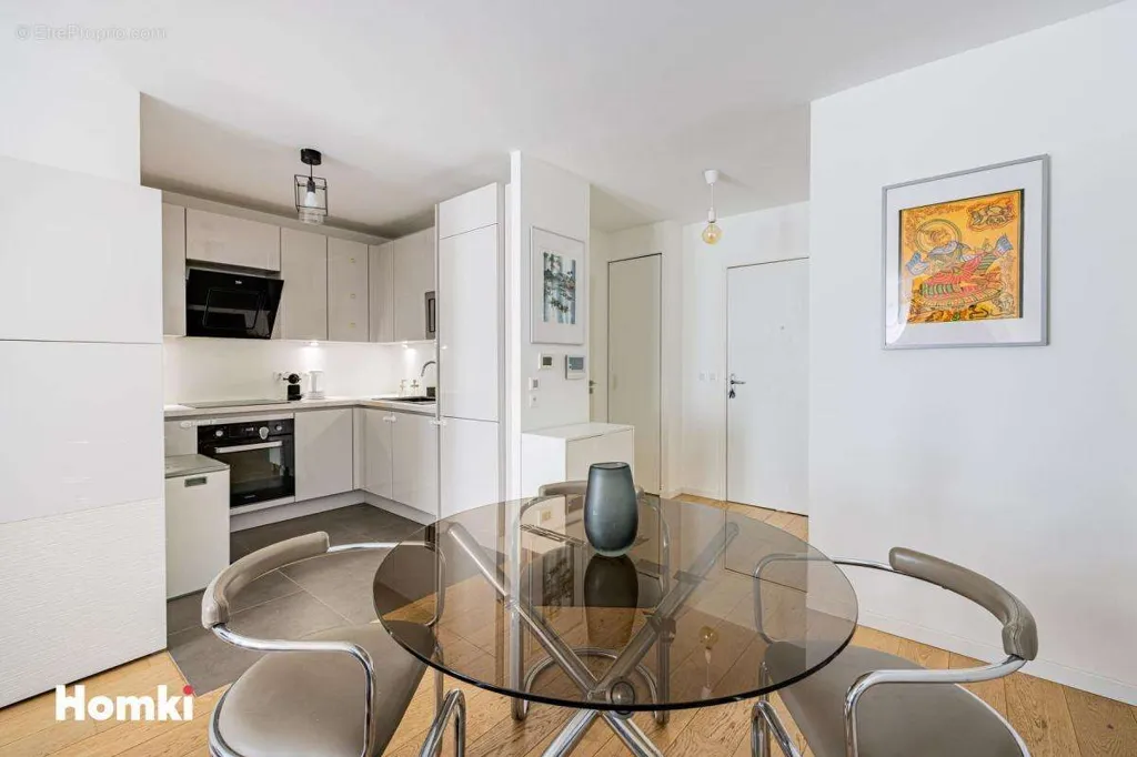 Söögituba - Modern Apartment with Parking in Puteaux