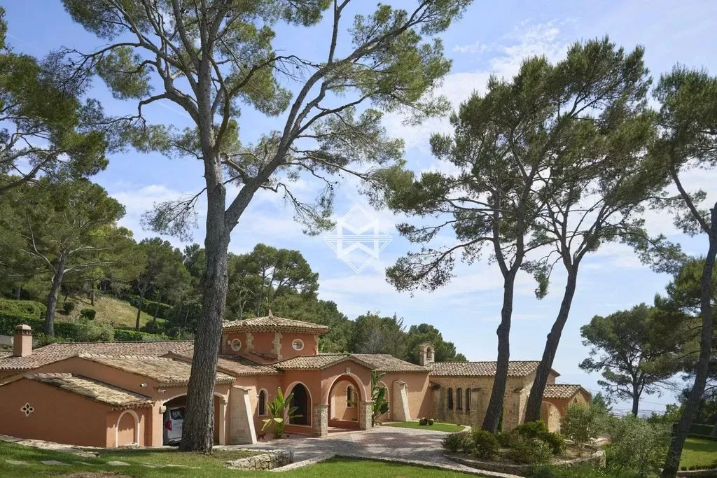 Extérieur - Villa Luxueuse avec Vue Mer à Cannes