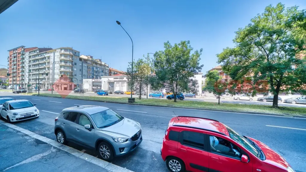 Välivaade - Twin-Storey Apartment with Balcony in Turin
