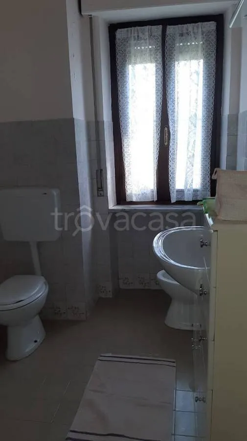 Salles de bain - Independent House with Alpine View in Roascio