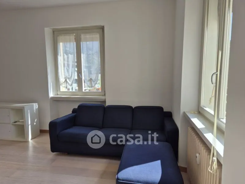 Elutuba - Rustic Apartment with Balcony in Sondrio