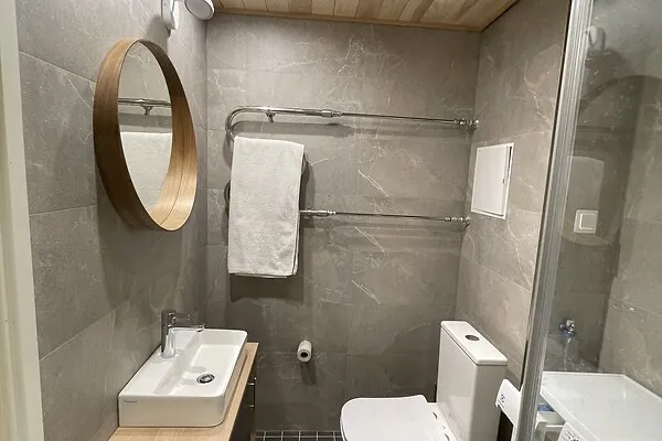 Vannitoad - Modernised Flat with Balcony in Rakvere