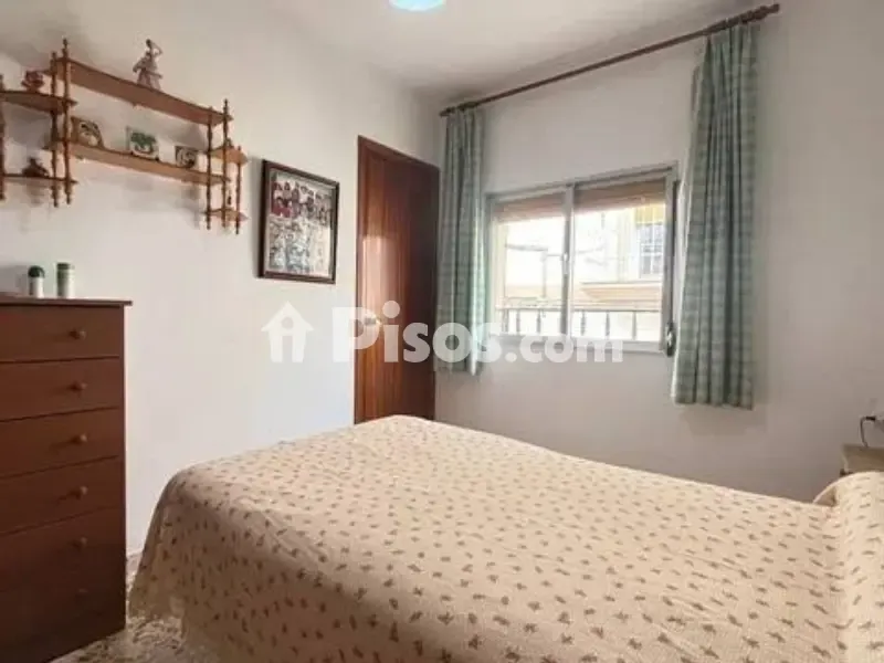Chambres - Semi-detached House with Terrace in Loja