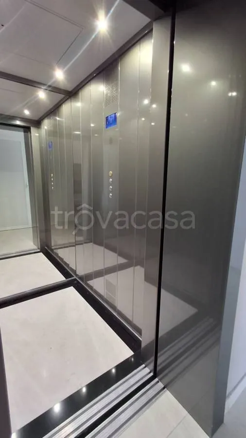 Entrée - Penthouse with Solarium in Central Limena