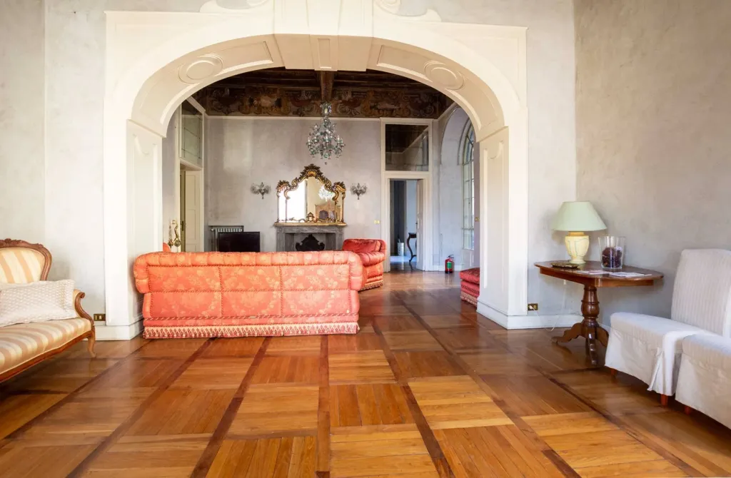 Elutuba - Historic Apartment with Soppalco in Torino