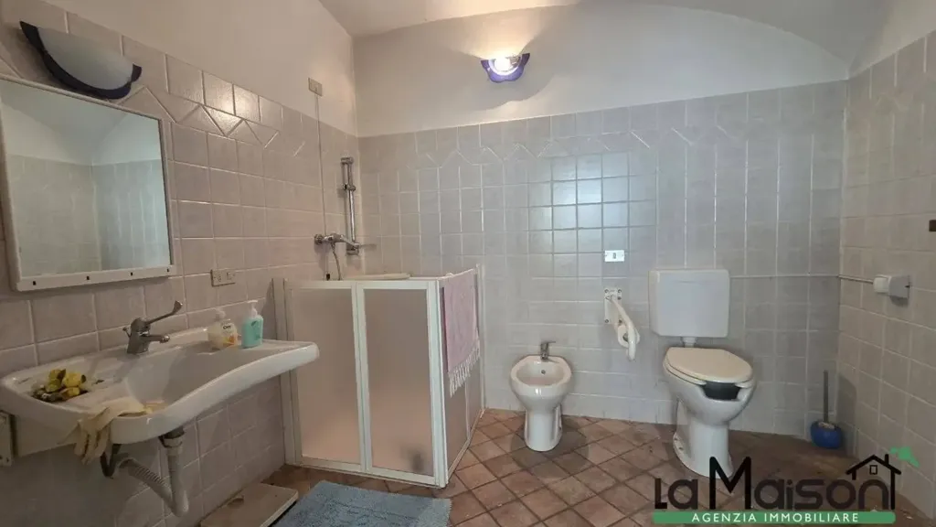 Salles de bain - Independent House with Private Garden in Lessolo