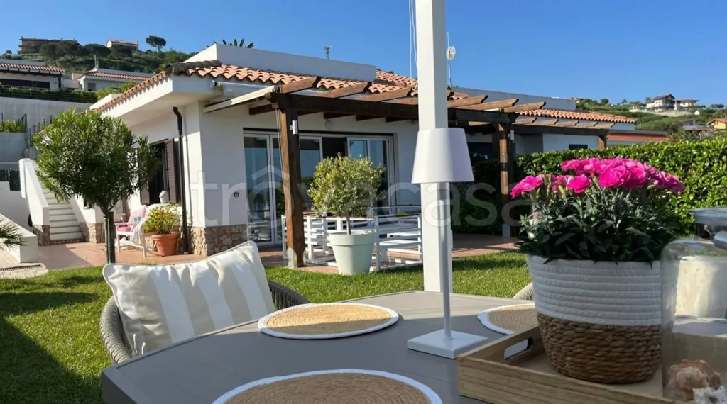 Terrasse - Bifamiliar Villa with Sea View in Zambrone