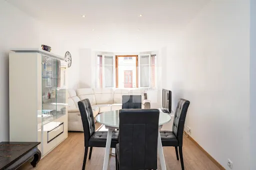 Söögituba - Luxury Apartment with South-North View in Saint-Raphaël