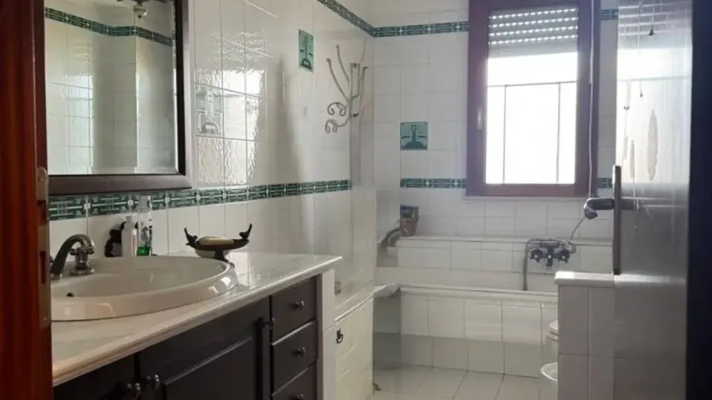 Bagni - Multi-Level Apartment with Terrace in Messina