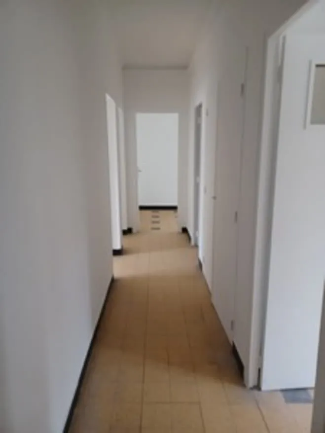 Ingresso - T3 Flat in Quiet Talabot Quarter