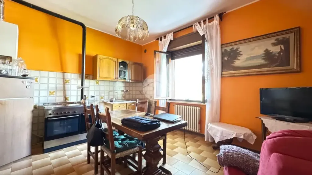 Dining Room - Terraced Villa with Garden in Marcaria