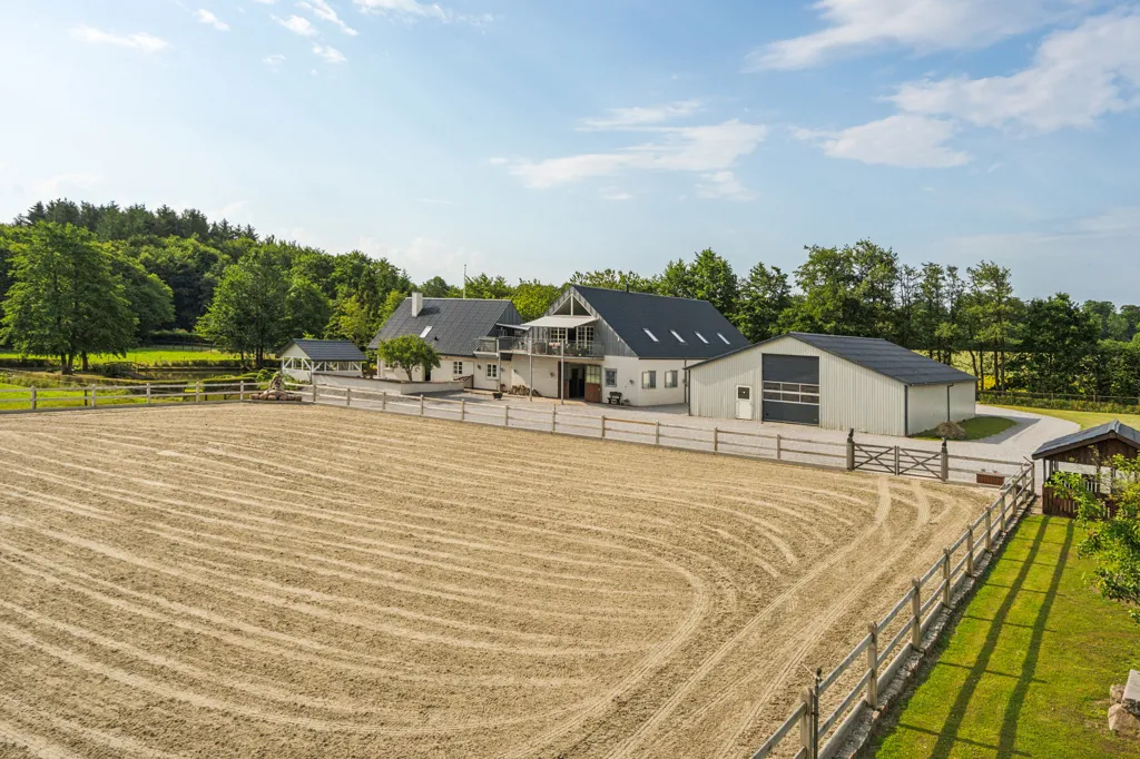 Extérieur - Equestrian Estate with Spa in Vinding