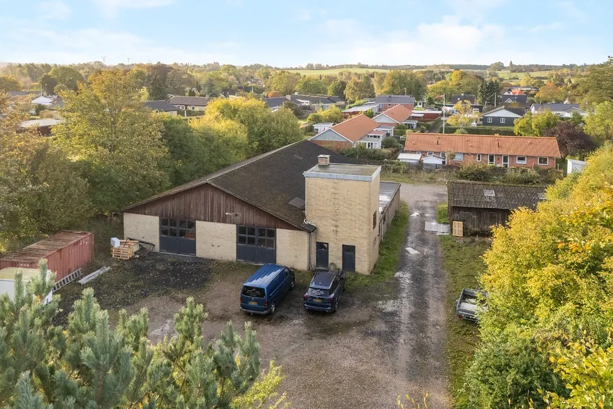 Vue aérienne - Investment Property with Villa in Regstrup