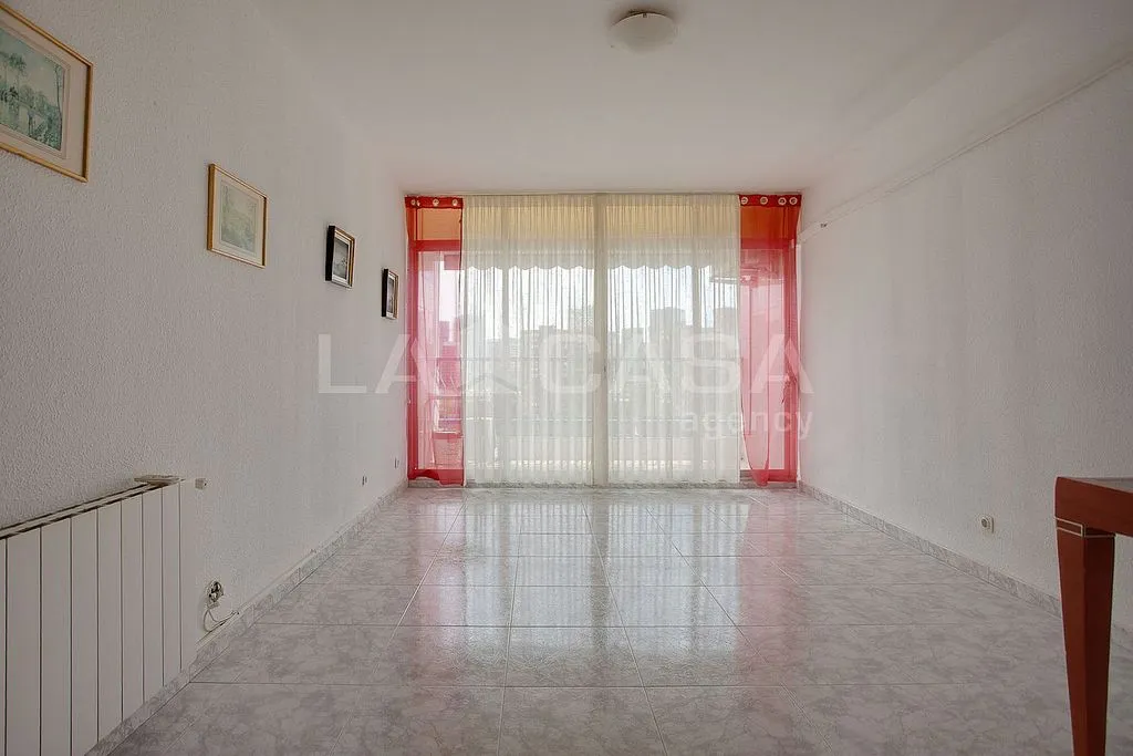 Apartment with Balconies in Bellvitge