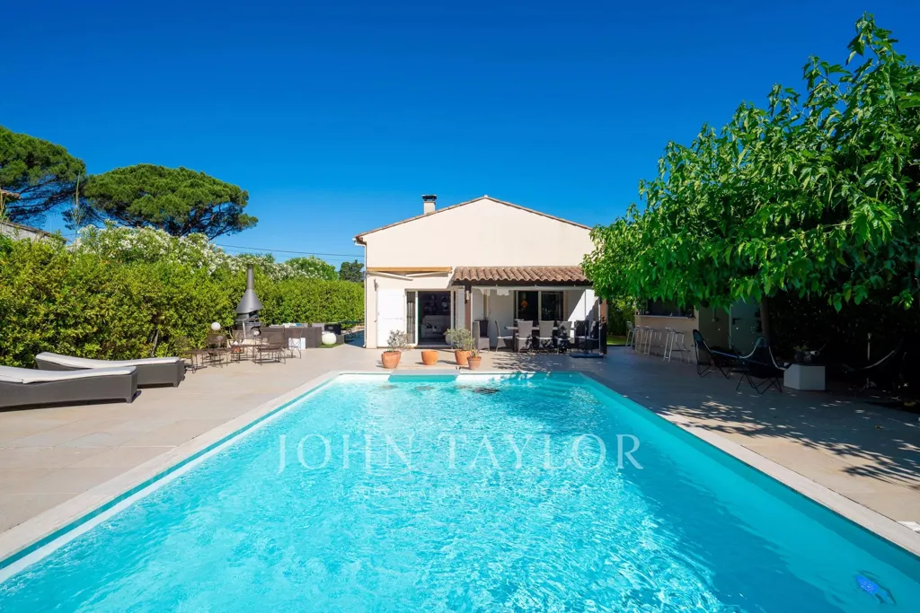Bassein - Contemporary Villa with Pool near Saint-Tropez