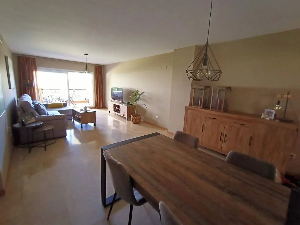 Söögituba - Apartment with Pool in Guadalmina