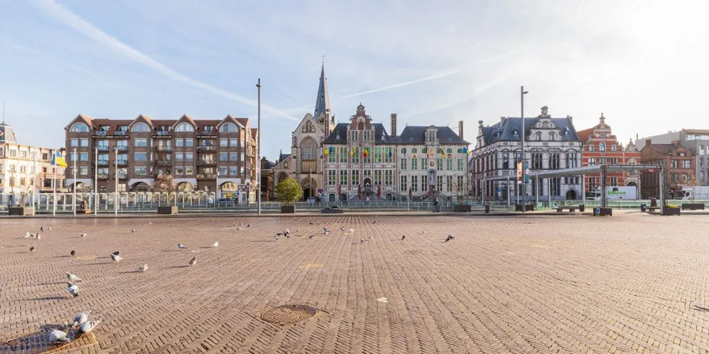 Penthouse with Terraces in Sint-Niklaas
