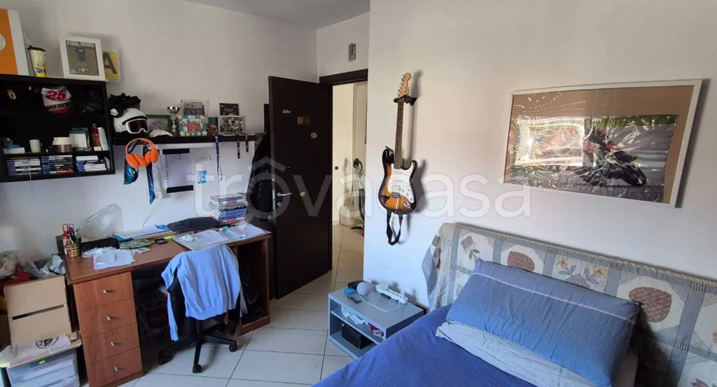 Camere da letto - Rustic Bifamily Villa with Garden in Trecate