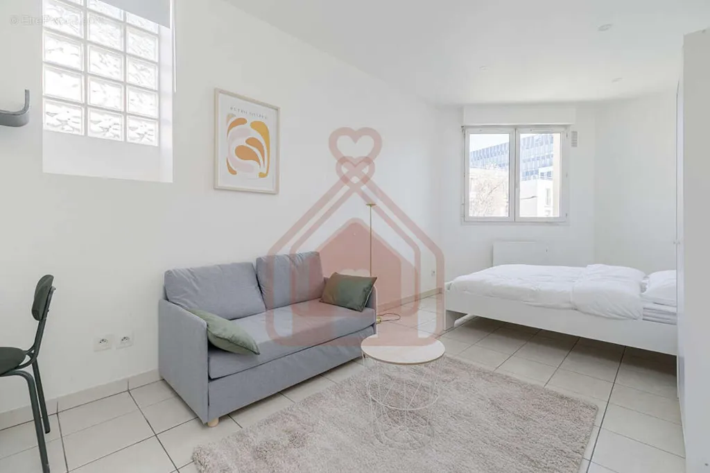 Chambres - Studio Refait à Neuf avec Métro à Villejuif