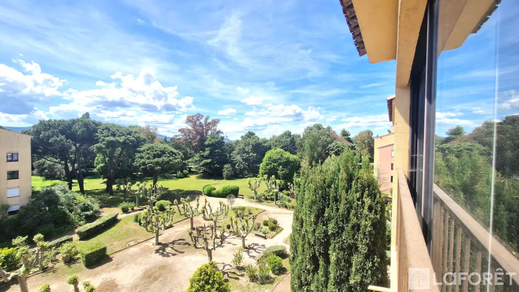 Jardin - Appartement Duplex avec Terrasse à Fréjus