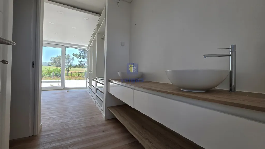 Salles de bain - Independent House with Golf View in Óbidos