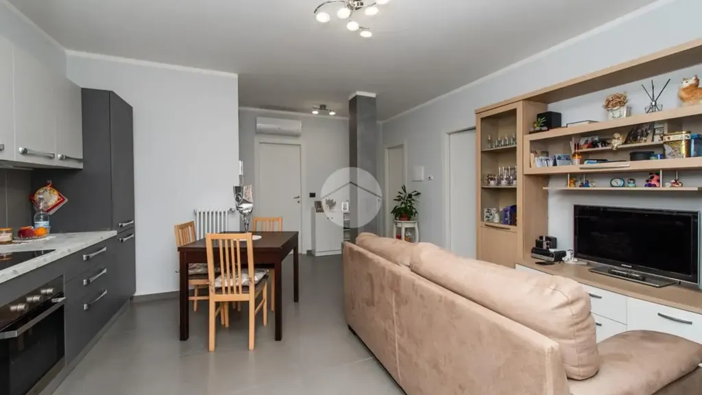 Soggiorno - Fully Rented Apartment with Balcony in Giaveno