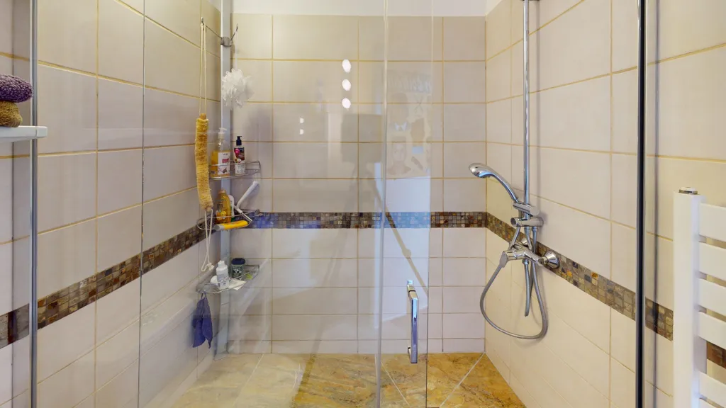 Salles de bain - Grande Maison avec Piscine au Plan des 4 Seigneurs, Montpellier