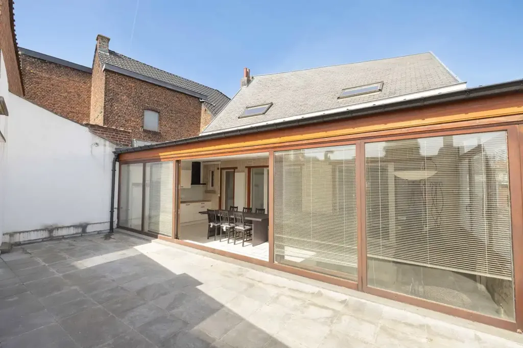 Maison 7 pièces à Waterloo