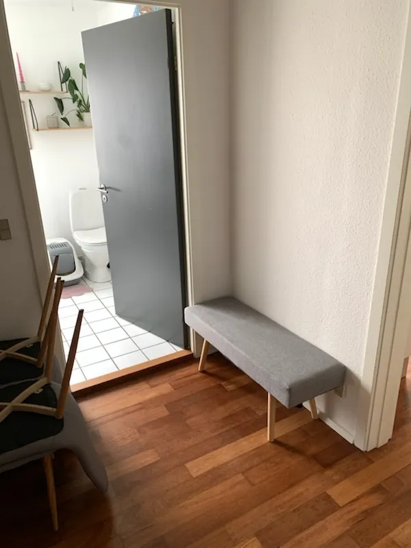 Esik - Bright 2-Bed Flat with Balcony in Grenaa
