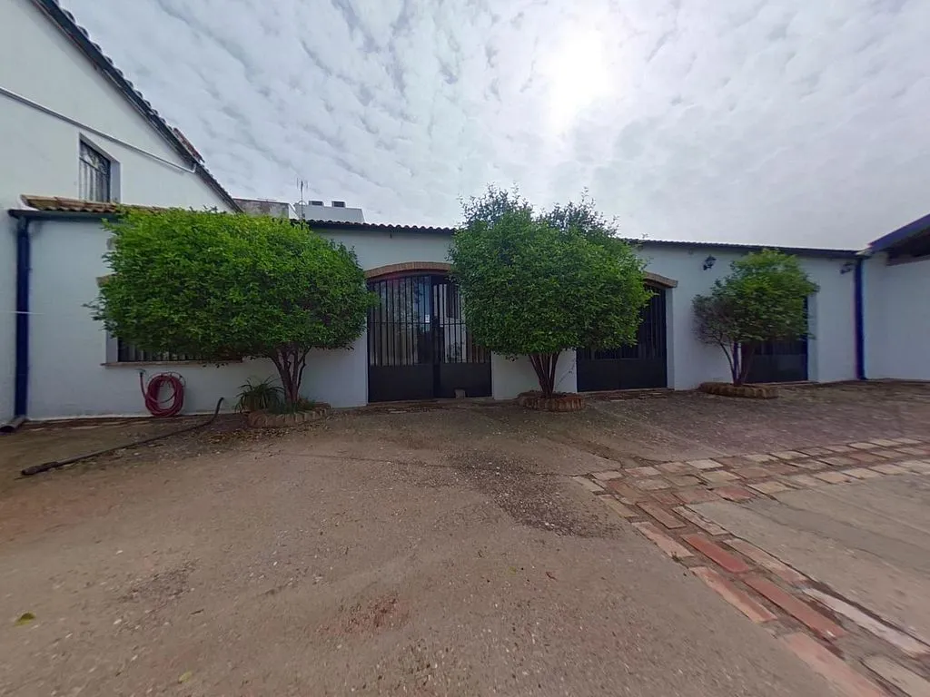 Esterno - Historic Palatial Chalet with Terrace in Posadas