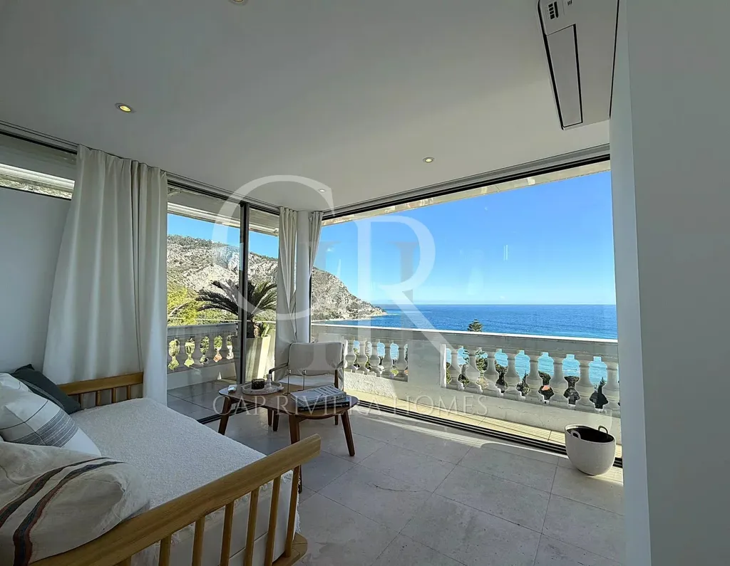 Séjour - Maison Vue Mer avec Piscine à Eze