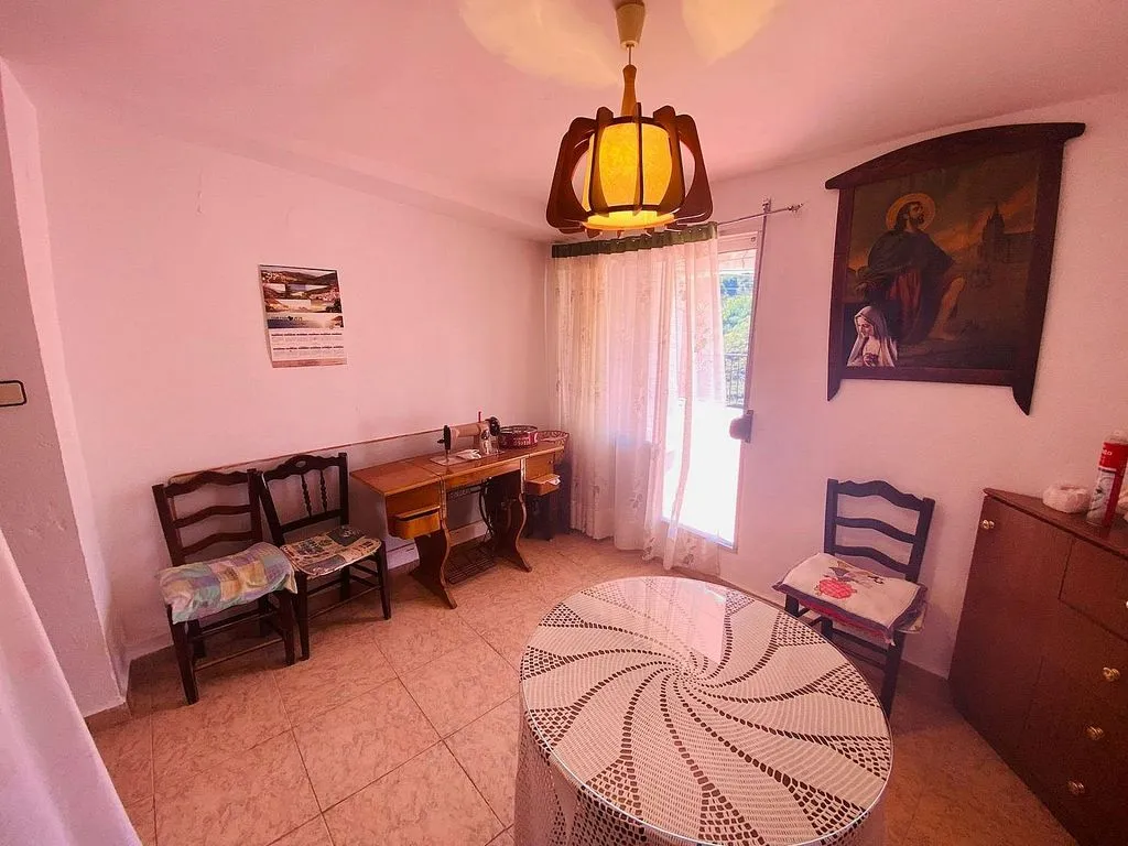 Sala da pranzo - Chalet with Terrace in Sorvilán