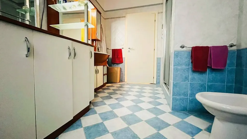 Vannitoad - Rearranged Apartment with Balcony in Lucera