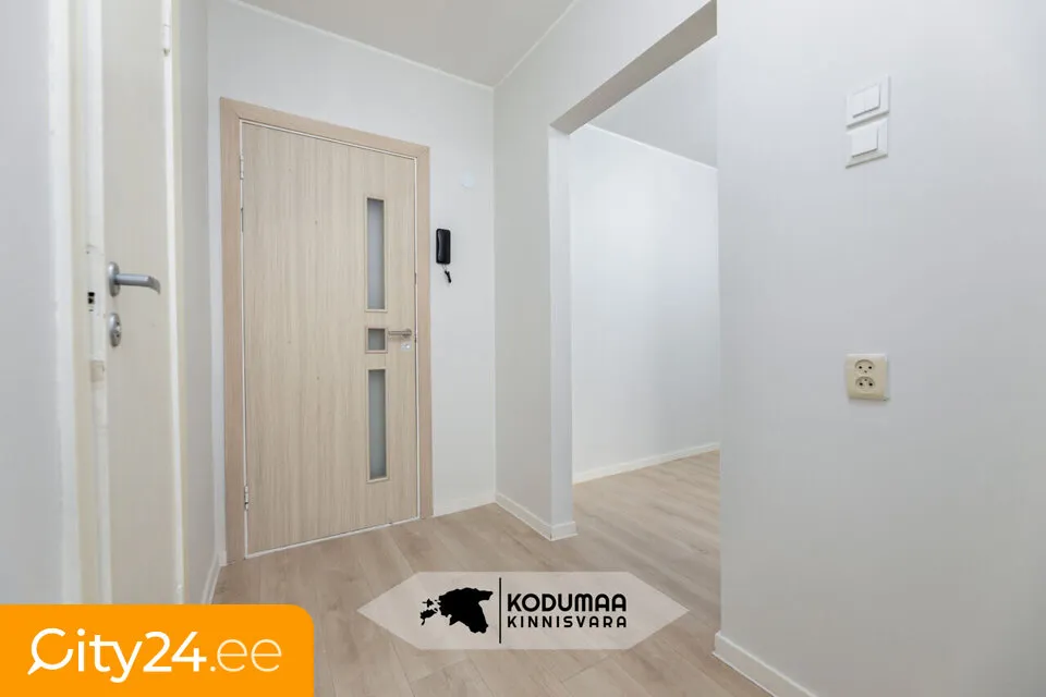 Esik - Modernised Flat with Balcony in Tallinn