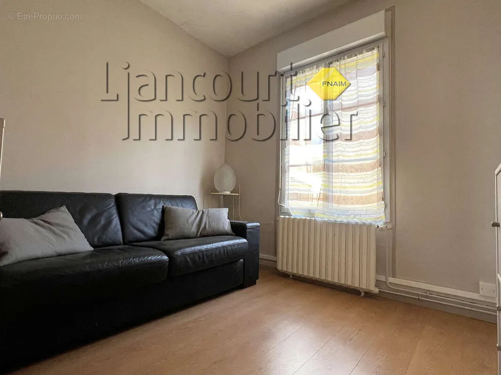 Séjour - Duplex Lumineux Centre Ville à Liancourt