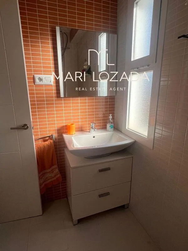 Salles de bain - Furnished Apartment with Balcony in El Perellonet