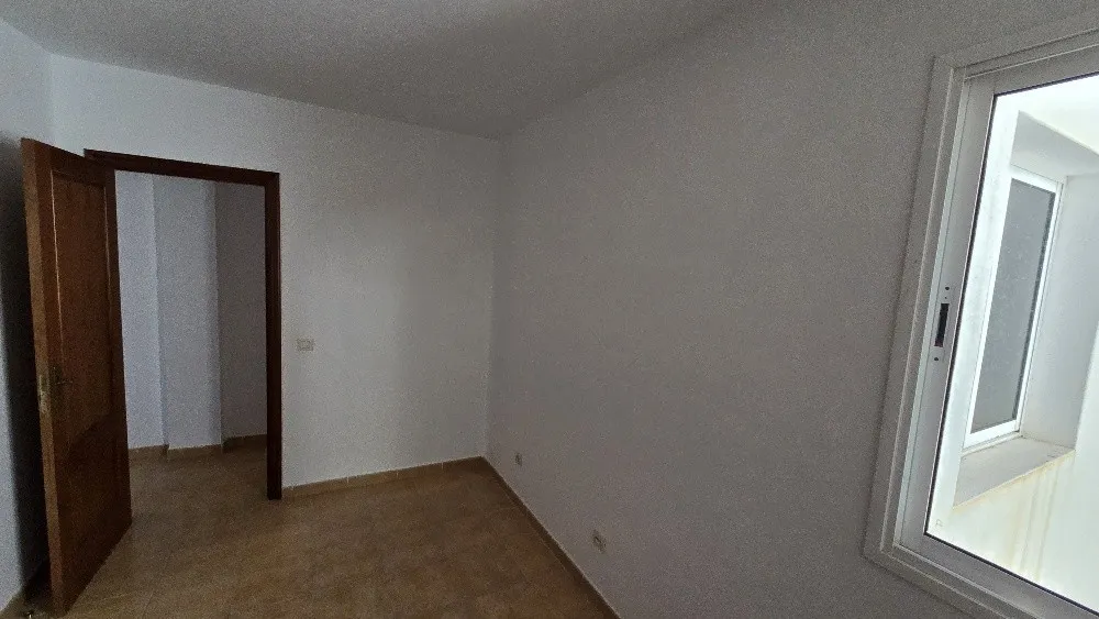 Pièces - Apartment with Storage in Arrecife, Las Palmas