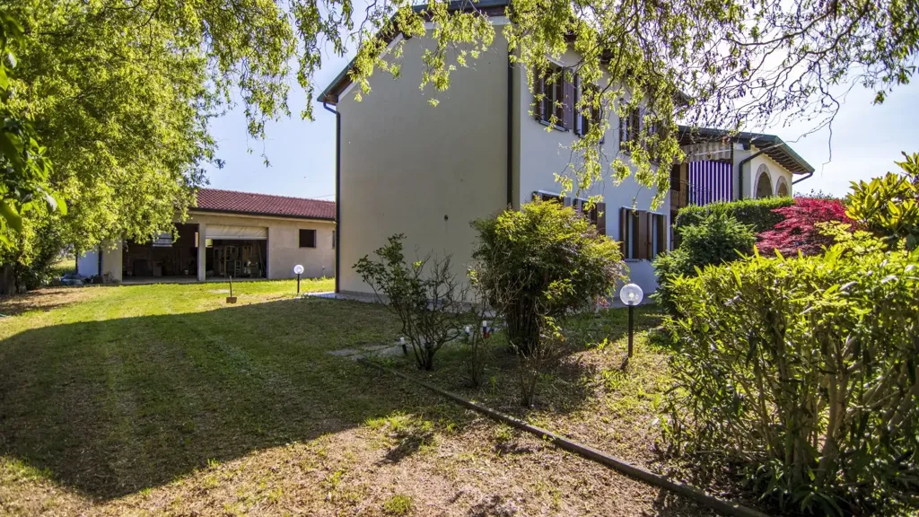 Jardin - Villa with Garden and Caminetto in Codevigo