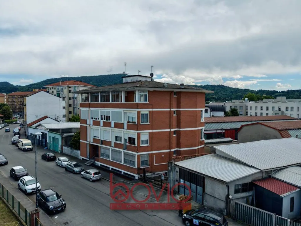 Õhuvaade - Quadruplex with Balcony in Bertolla, Turin