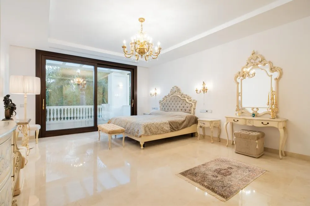 Chambres - Detached Villa with Pool in Marbella's Casco Antiguo