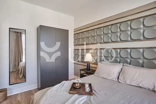 Bedrooms - Luxury Apartment with Central Heating in Paris 5th